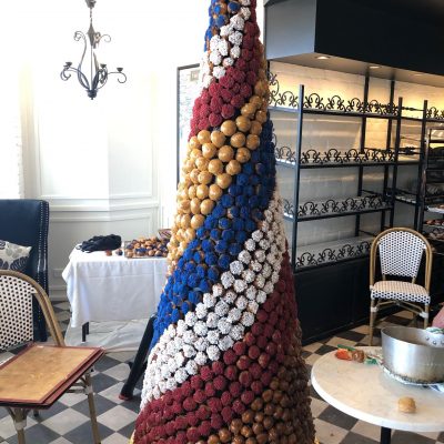 Le Grande Croquembouche