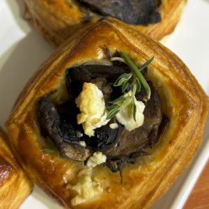 Danish – Mushroom, feta & thyme